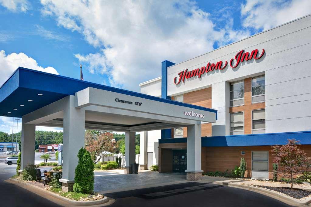 Hampton Inn Greenwood Exterior photo