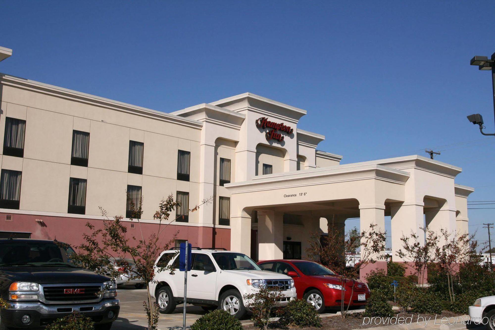 Hampton Inn Greenwood Exterior photo